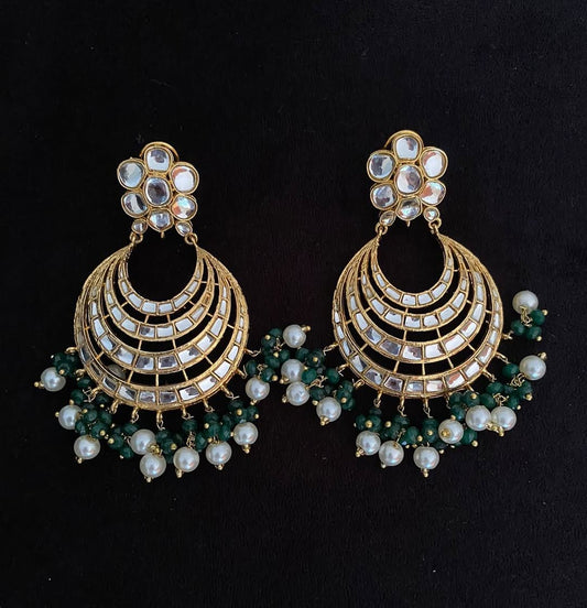 Graceful Chaand Baalaaz
